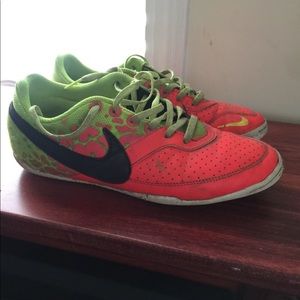 Nike indoor